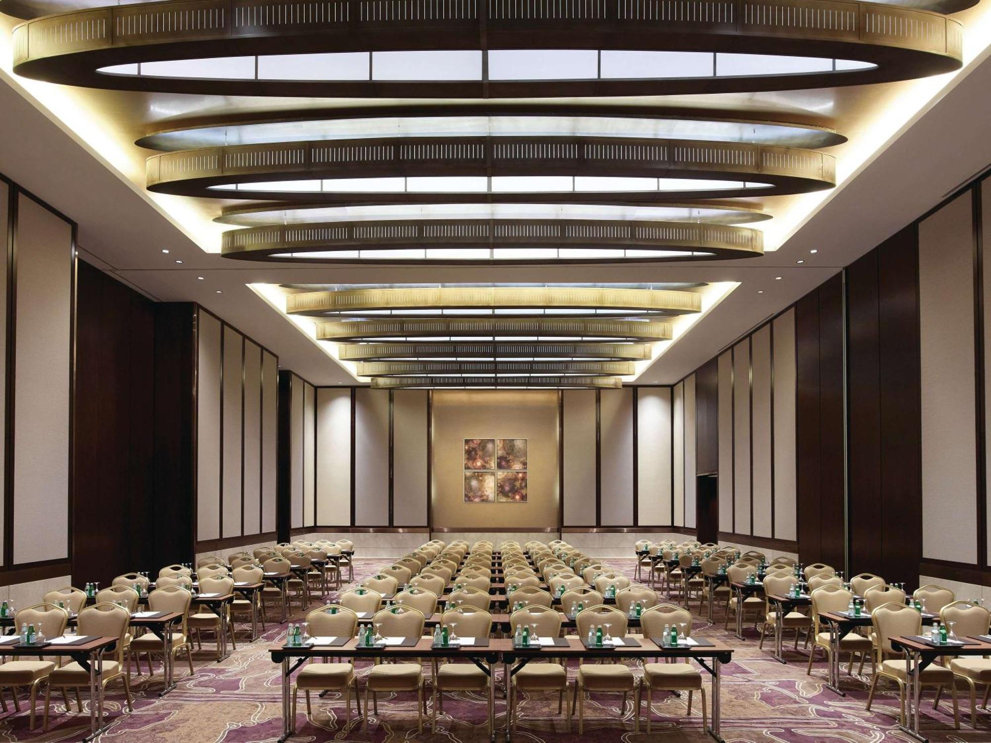 Swissôtel Living Al Ghurair